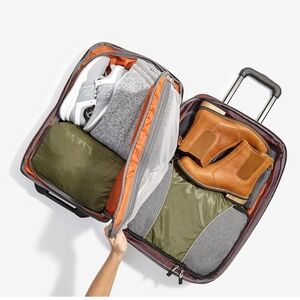 Stylish Limited Edition Emerald Travel Bag